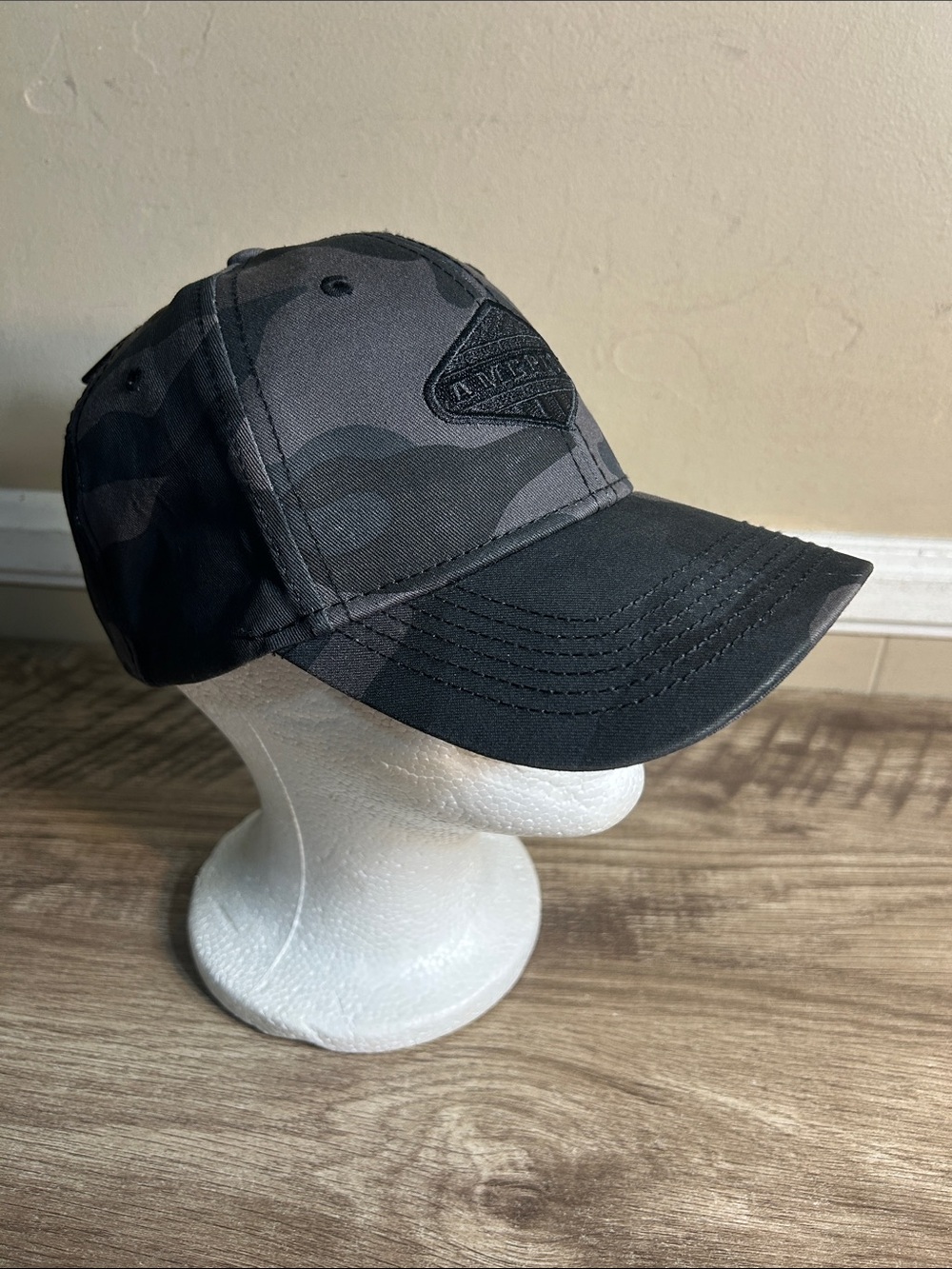 H3 Sportsgear Men's Dark Camouflage SnapBack Hat New.